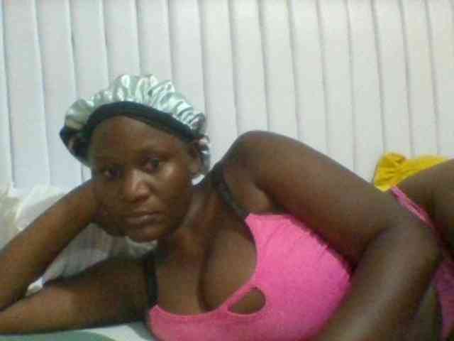 BoobieQueen webcam
