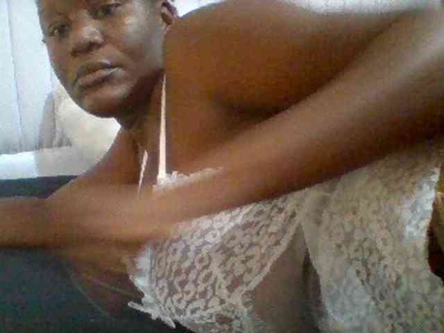 BoobieQueen webcam