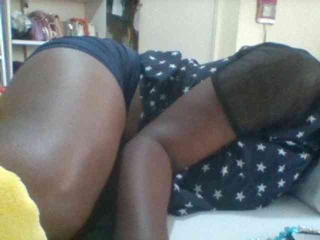 BoobieQueen webcam