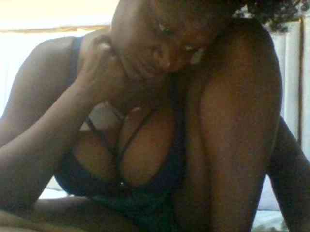 BoobieQueen BoobieQueen