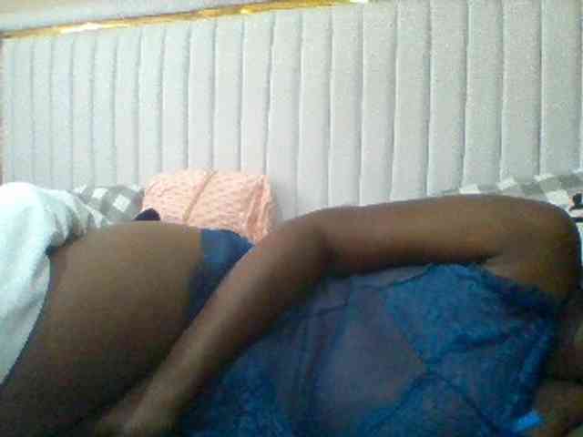 BoobieQueen webcam