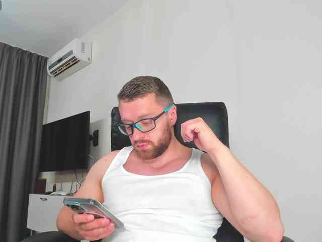 iFindomguy iFindomguy