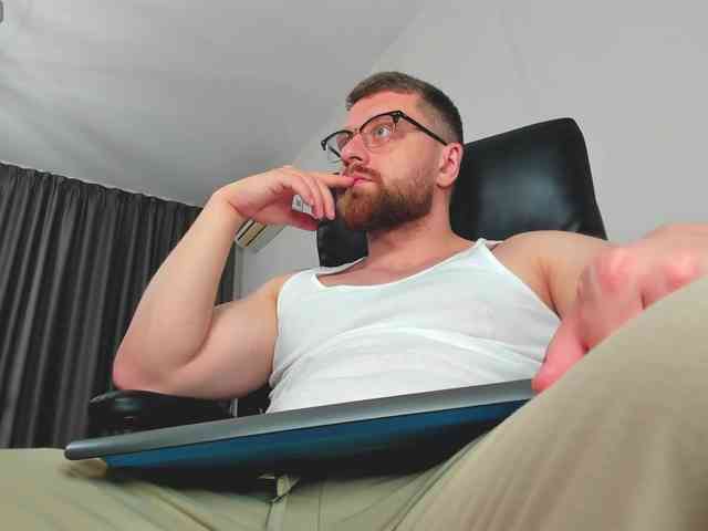 iFindomguy iFindomguy