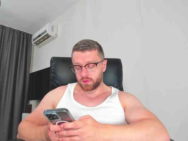 iFindomguy iFindomguy