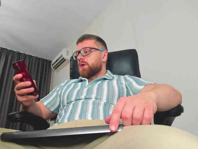 iFindomguy iFindomguy