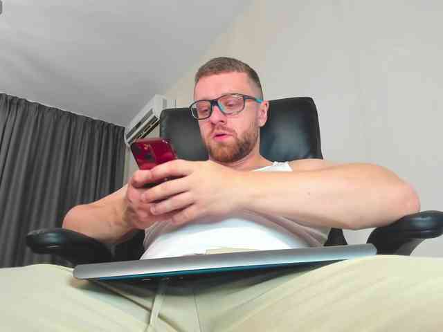 iFindomguy iFindomguy