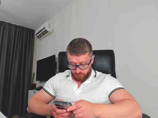 iFindomguy iFindomguy