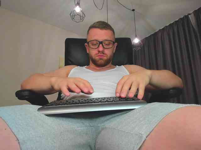 iFindomguy iFindomguy