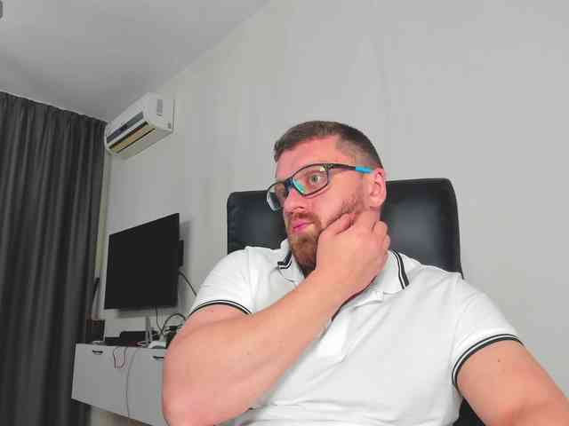 iFindomguy iFindomguy