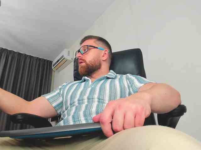 iFindomguy iFindomguy