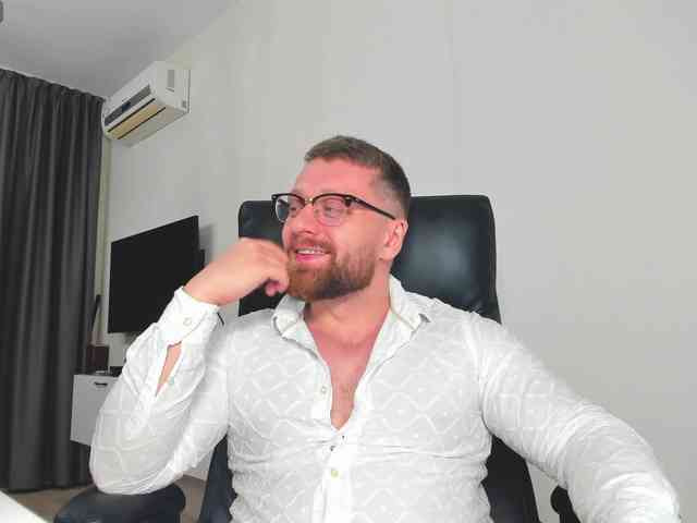 iFindomguy iFindomguy