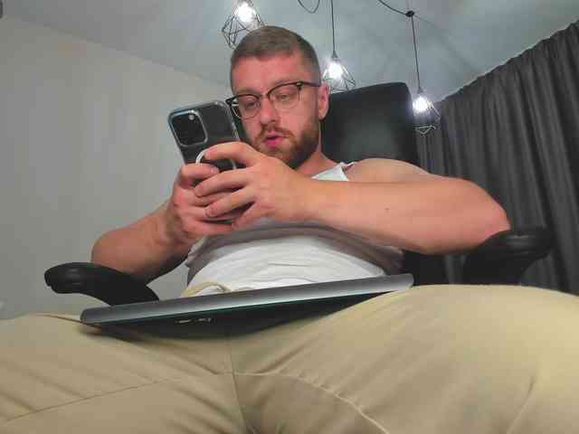 iFindomguy iFindomguy