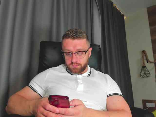 iFindomguy iFindomguy