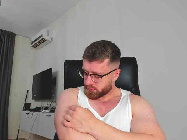 iFindomguy iFindomguy