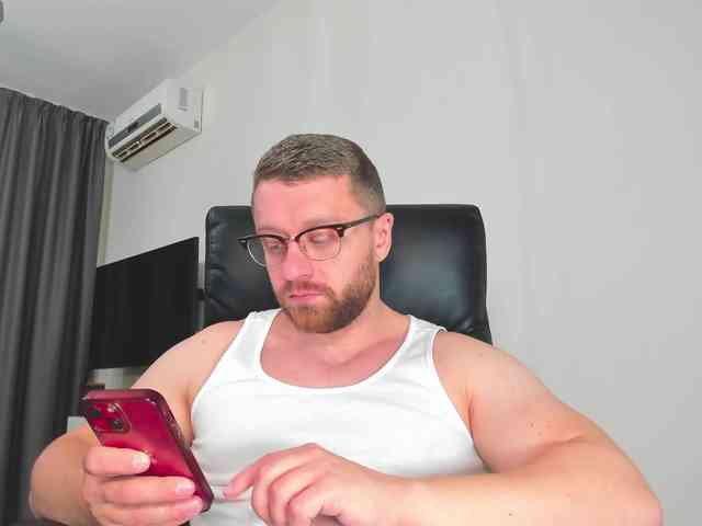 iFindomguy iFindomguy