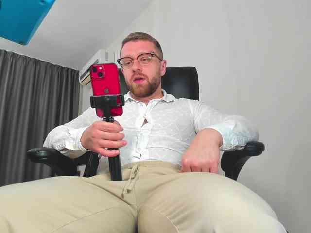 iFindomguy iFindomguy