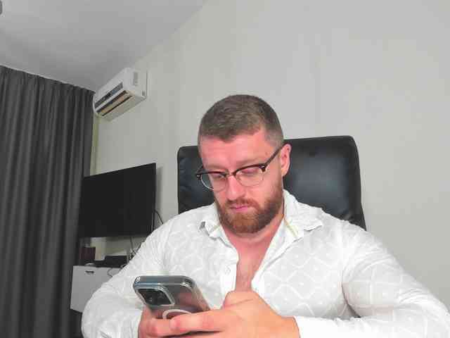 iFindomguy iFindomguy