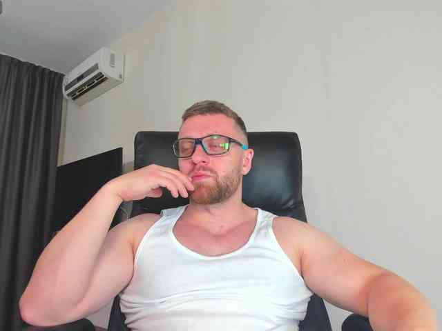 iFindomguy iFindomguy