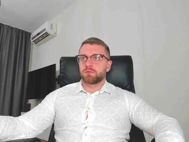 iFindomguy iFindomguy