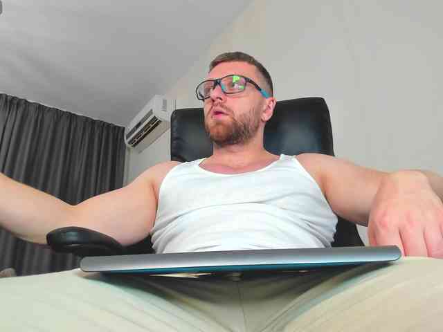 iFindomguy iFindomguy