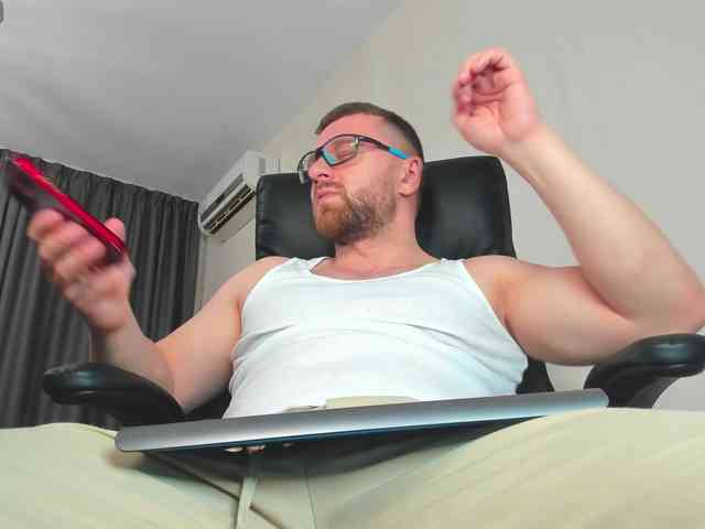 iFindomguy iFindomguy