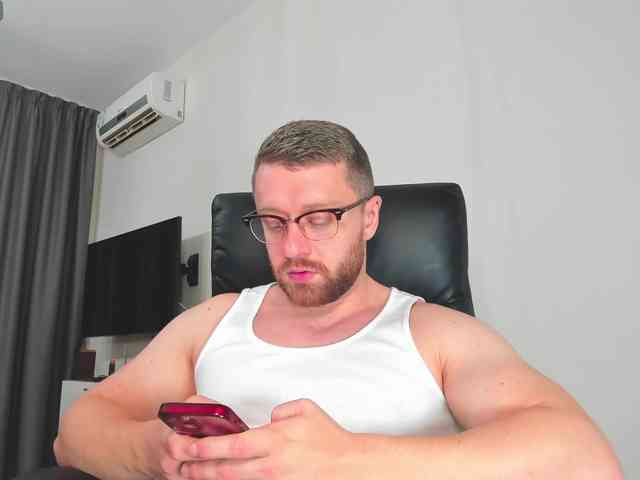 iFindomguy iFindomguy