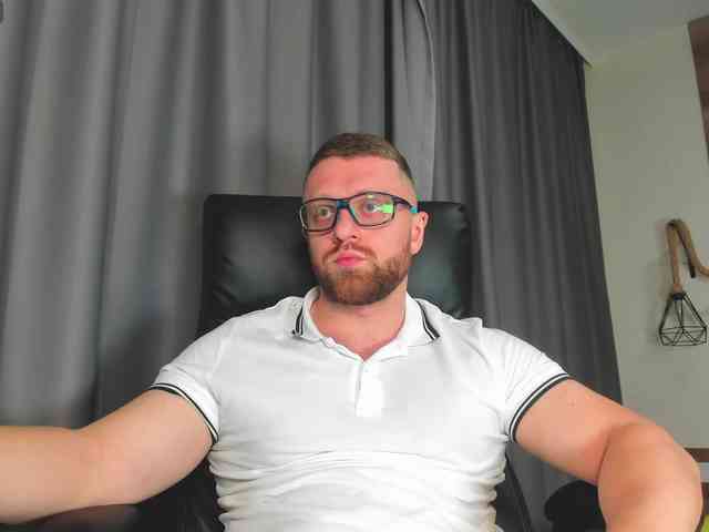 iFindomguy iFindomguy