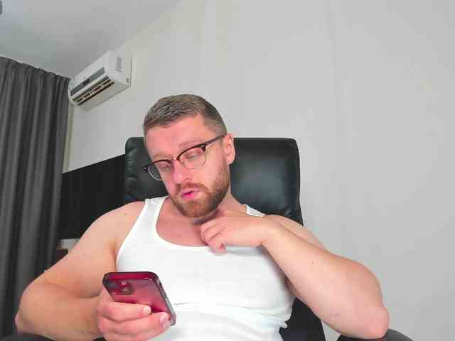 iFindomguy iFindomguy