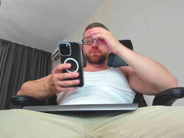 iFindomguy iFindomguy