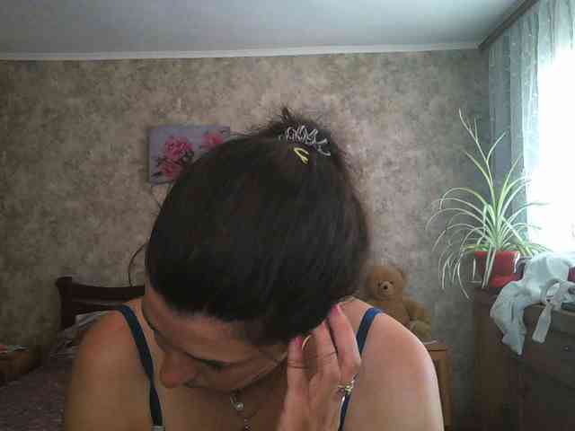 KristiWhite webcam
