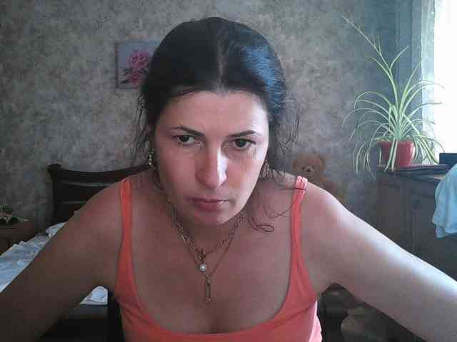 KristiWhite webcam