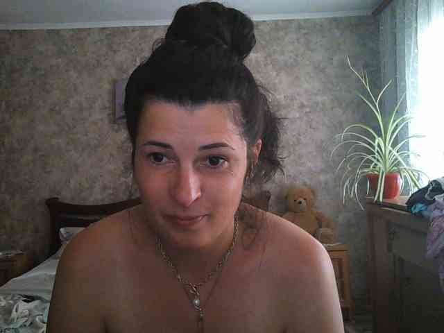 KristiWhite webcam