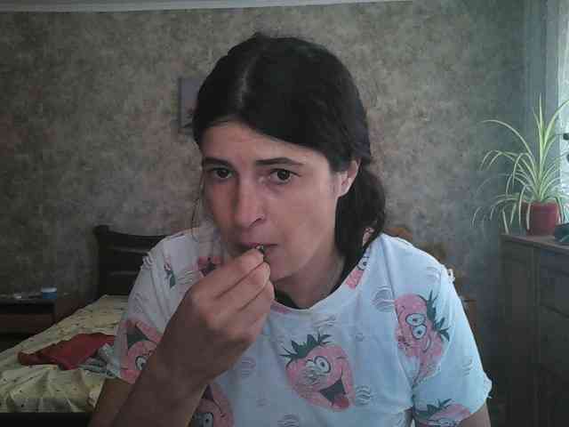 KristiWhite webcam
