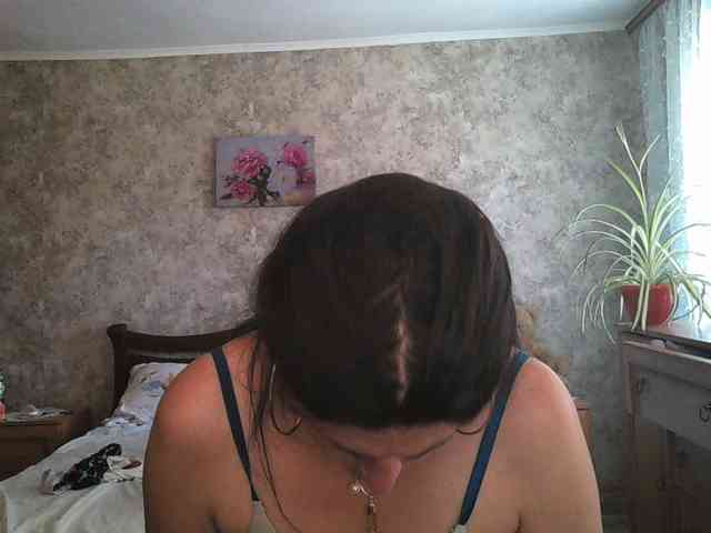 KristiWhite webcam