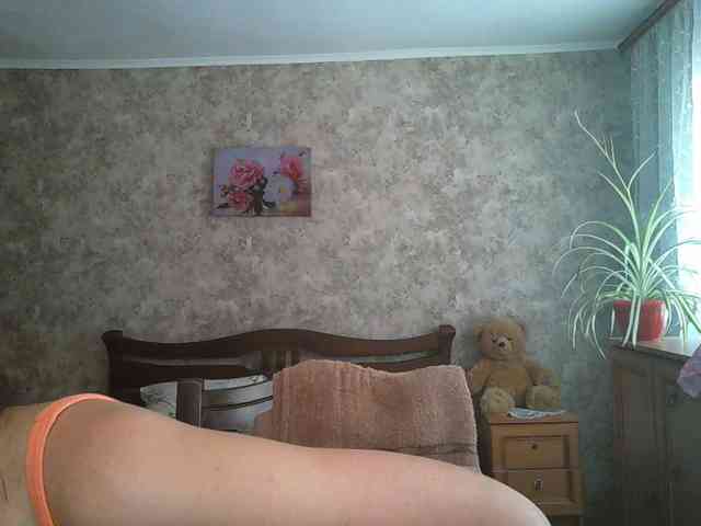 KristiWhite webcam