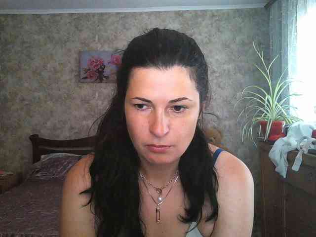 KristiWhite webcam