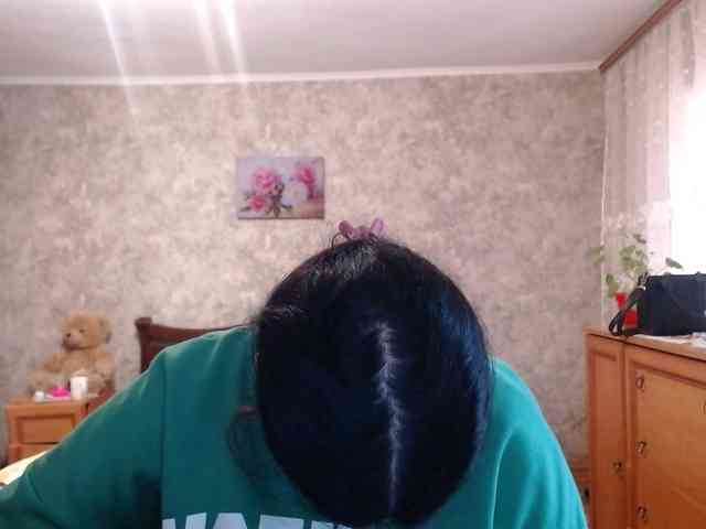 KristiWhite webcam