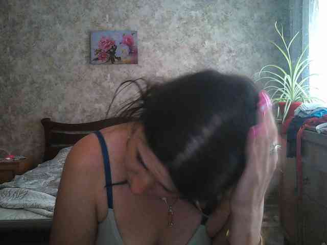 KristiWhite webcam