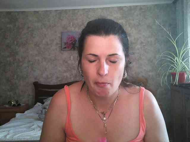KristiWhite webcam