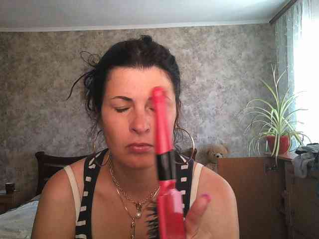 KristiWhite webcam