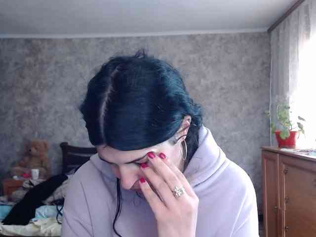 KristiWhite webcam