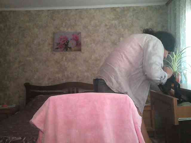 KristiWhite webcam