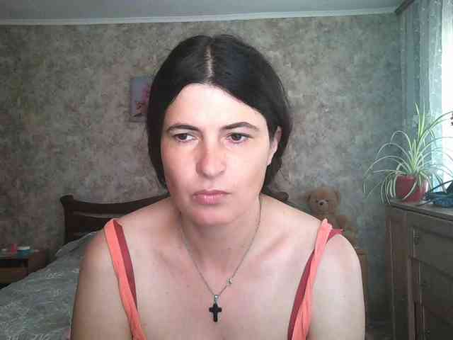 KristiWhite webcam