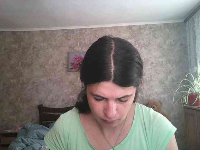 KristiWhite webcam