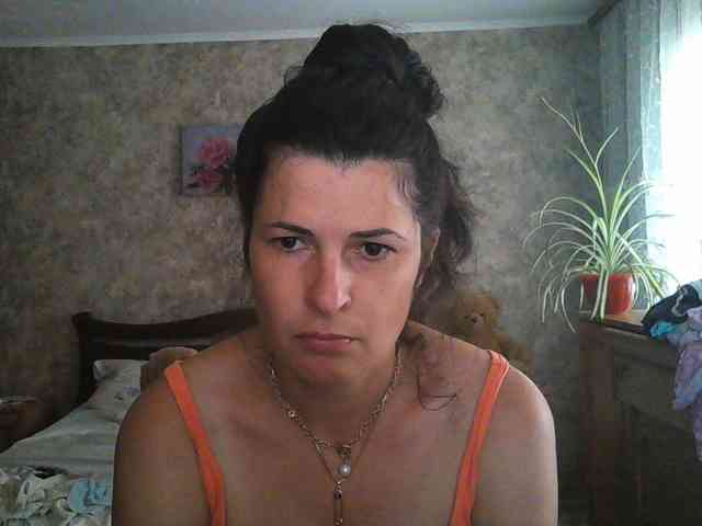 KristiWhite webcam