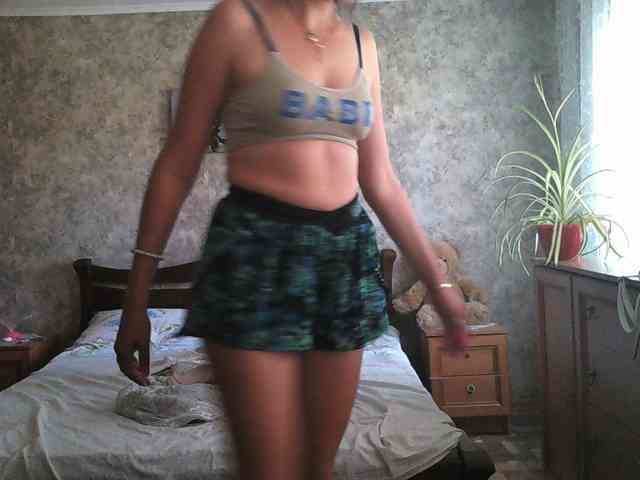 KristiWhite webcam