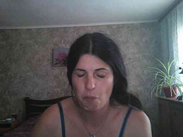 KristiWhite webcam
