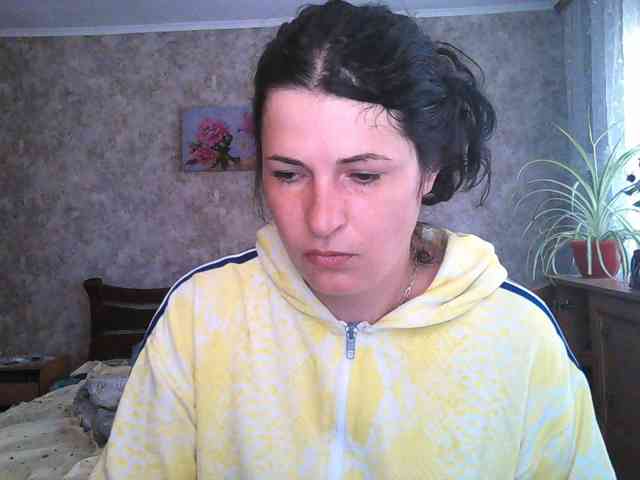 KristiWhite webcam