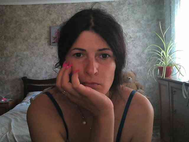 KristiWhite webcam