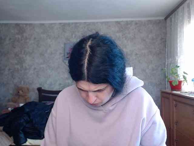 KristiWhite webcam